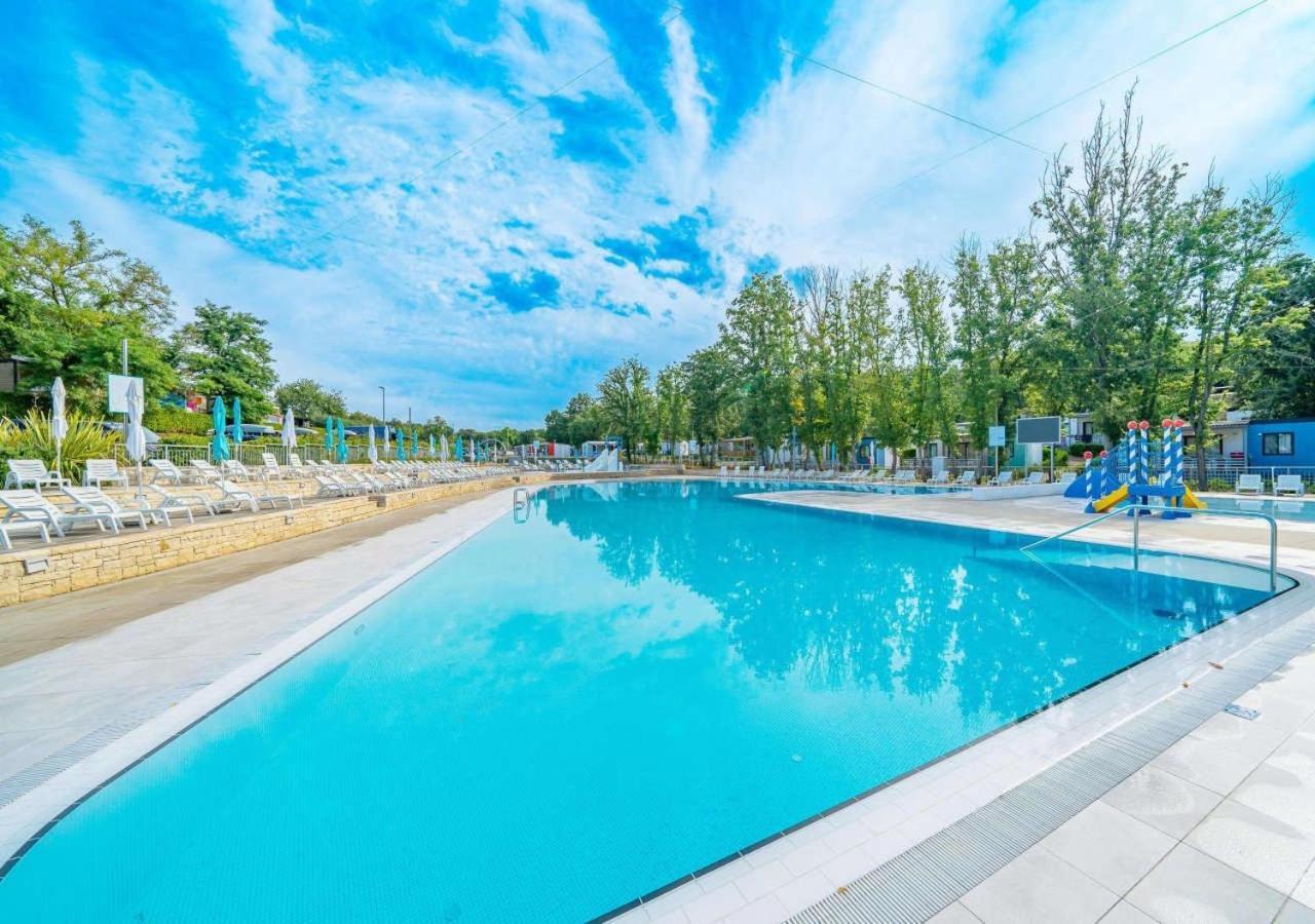 Camping Bijela Uvala - Eurocamp I Homair Poreč Dış mekan fotoğraf